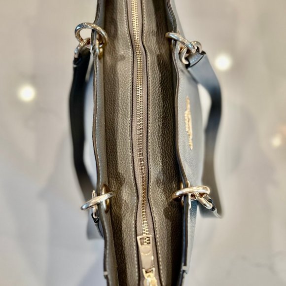 COACH Jes Elephant Gray Pebble Leather Shoulder Bag Model 76701 - Picture 9 of 13